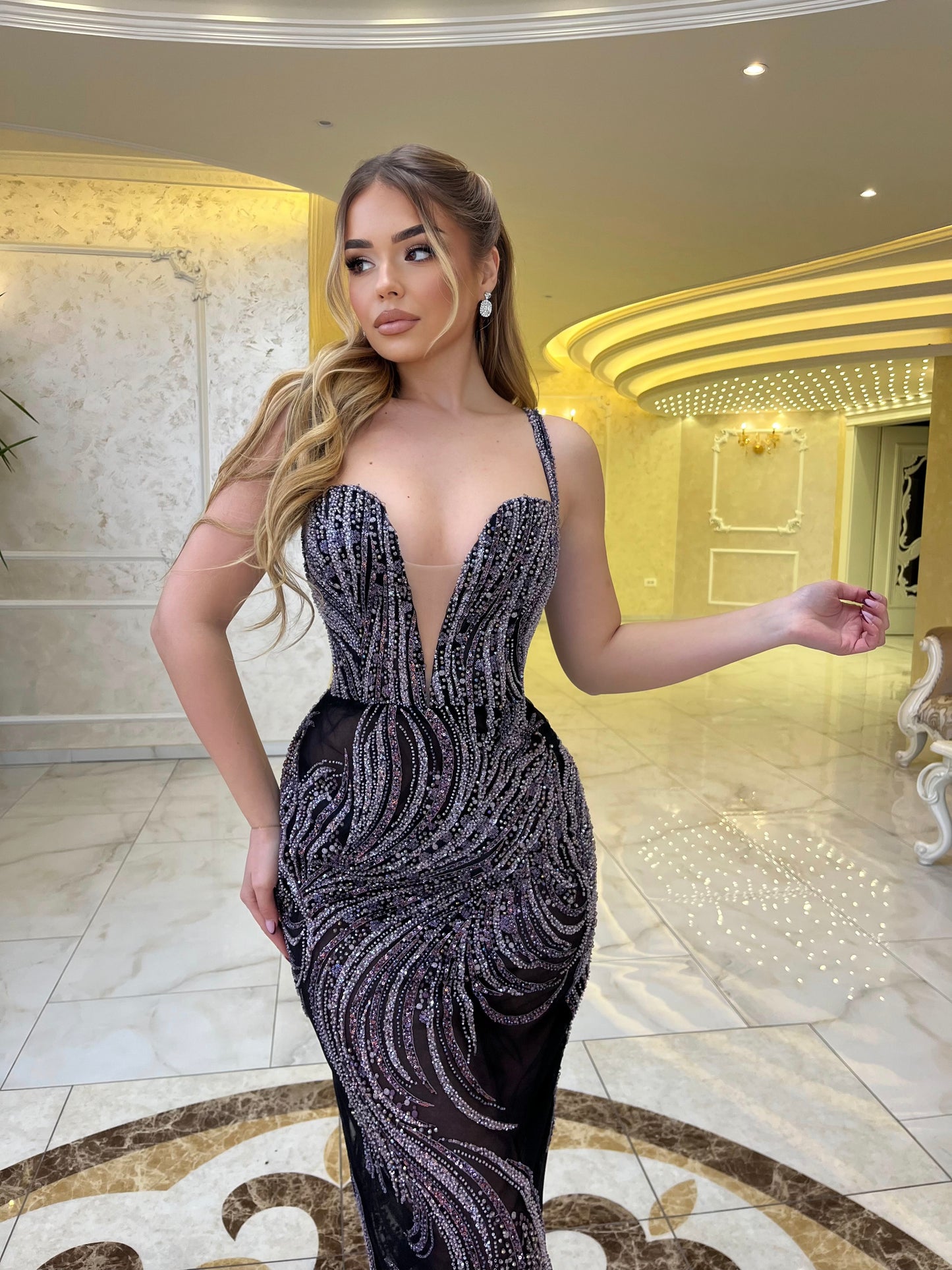 ELEGANCE